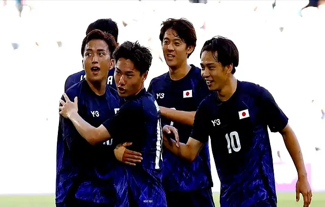 本足协提出, 那一刻, 为国争光 本足协提出, 那一刻, 为国争光